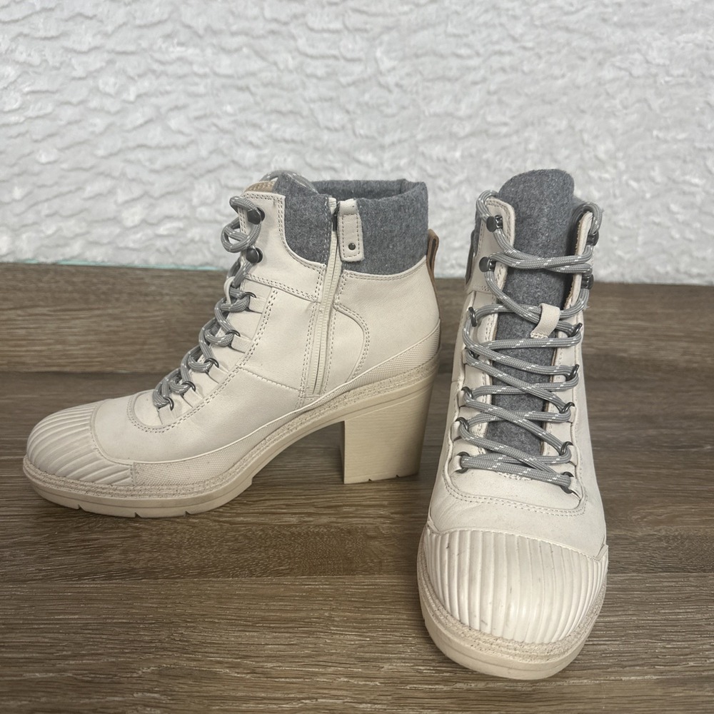 Dr Scholl's Waterproof Ankle Boots Women's 9.5 Ivory Leather Zip Cozy Fisherman